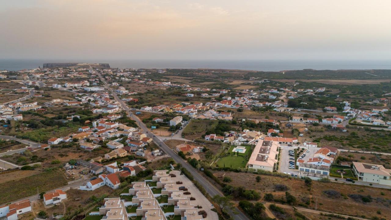 7 Mares Com * Sagres